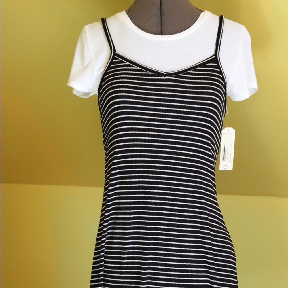 aesthetic cropped shirt with strap dress